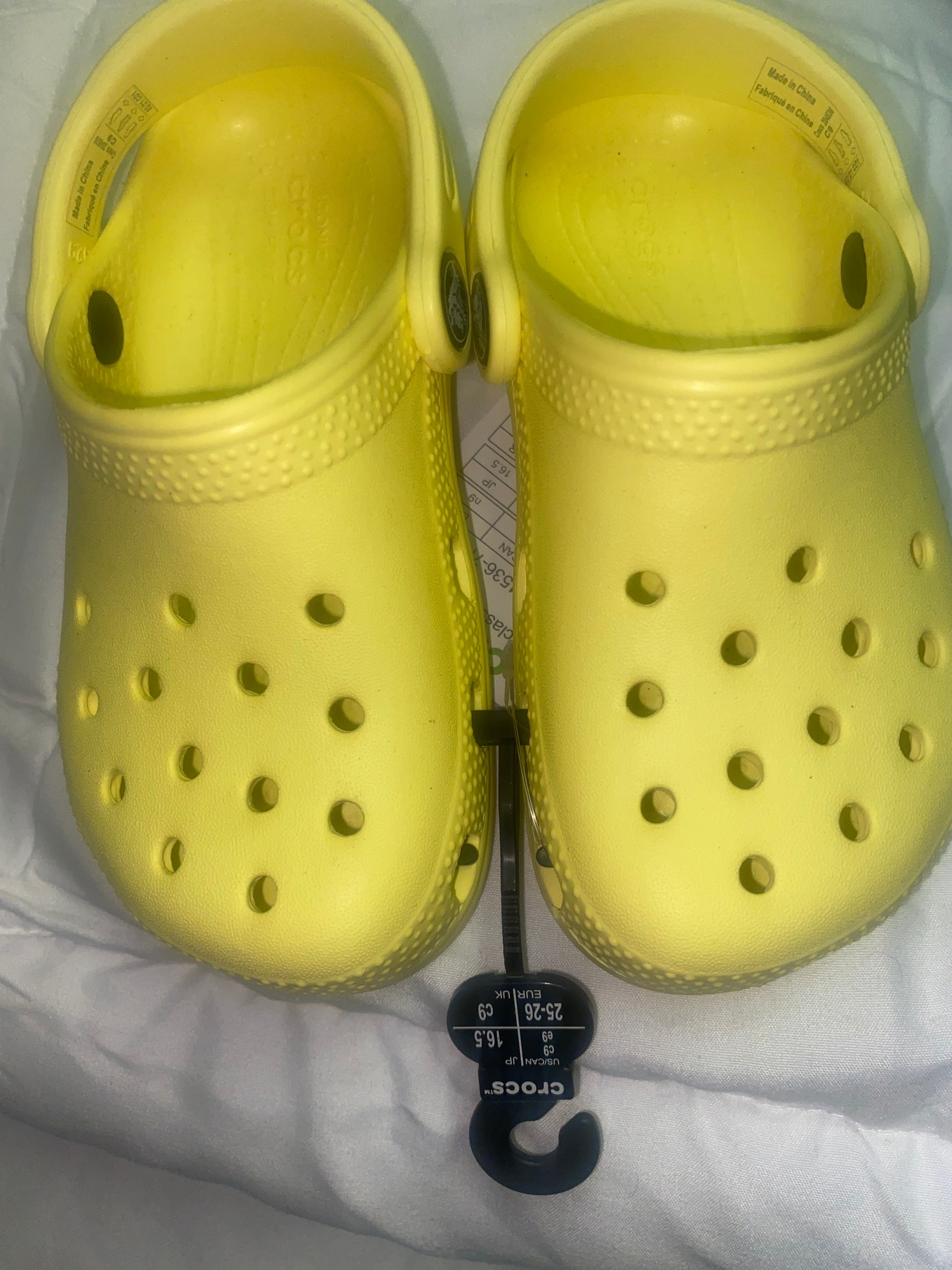 Cheapest hot sale crocs shoes
